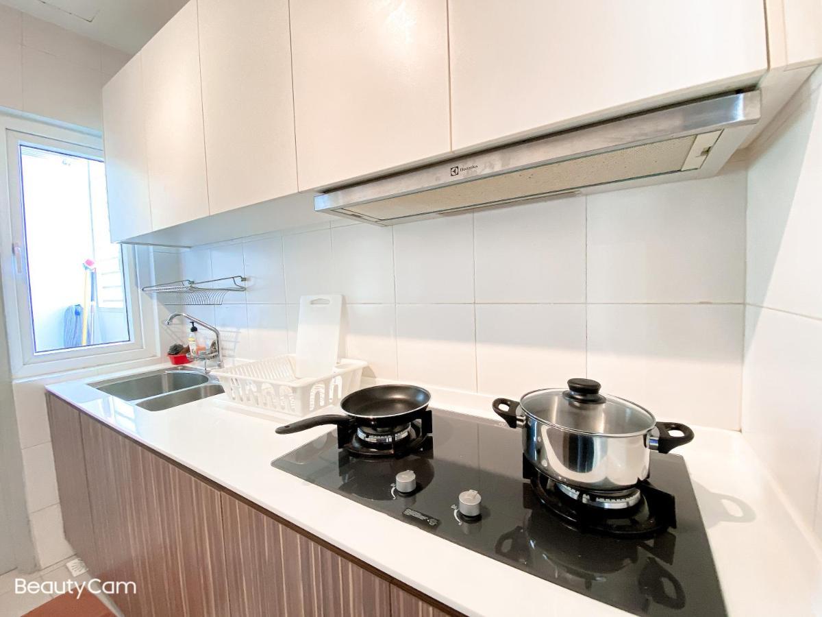 Seasons Luxury Apartment By Jk Home 新山 外观 照片