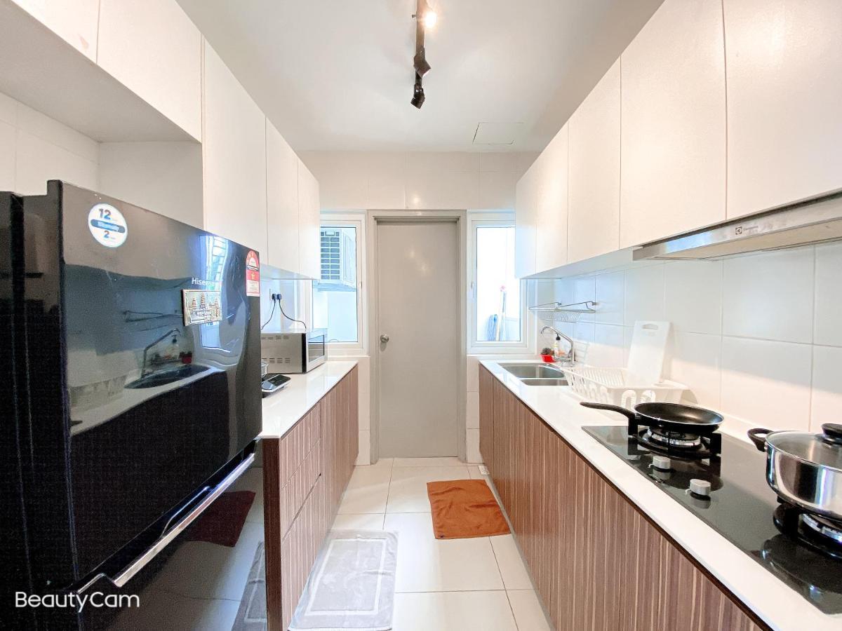 Seasons Luxury Apartment By Jk Home 新山 外观 照片