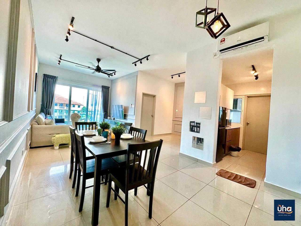 Seasons Luxury Apartment By Jk Home 新山 外观 照片