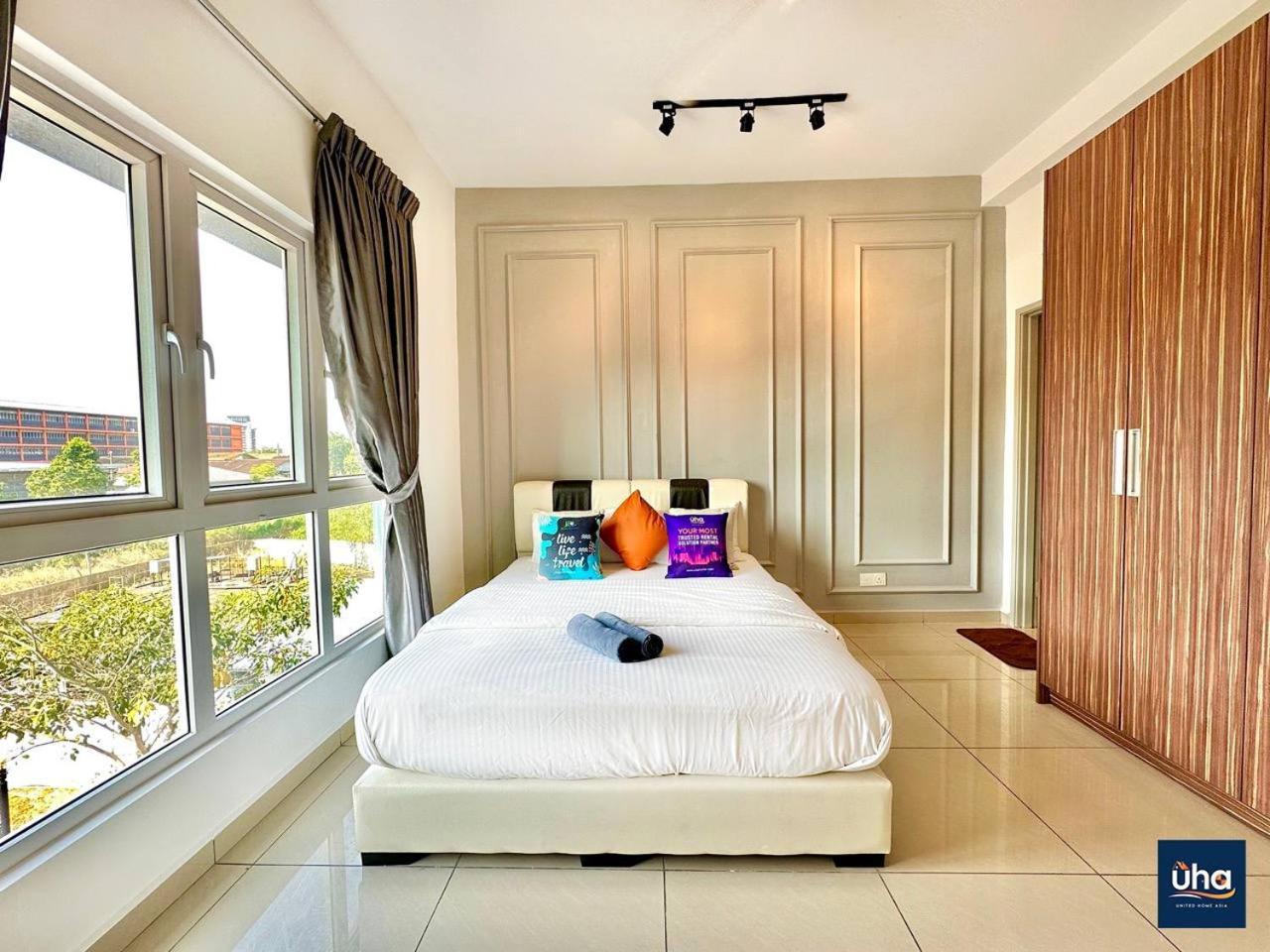 Seasons Luxury Apartment By Jk Home 新山 外观 照片