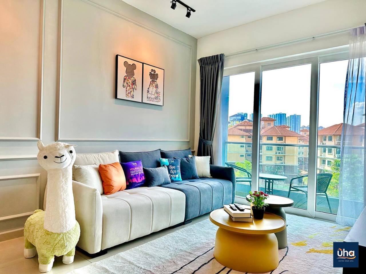 Seasons Luxury Apartment By Jk Home 新山 外观 照片