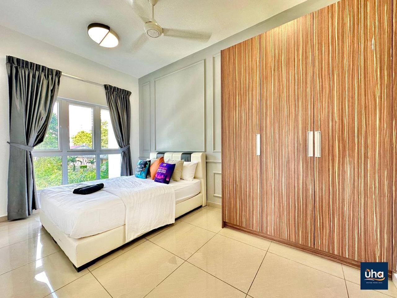 Seasons Luxury Apartment By Jk Home 新山 外观 照片